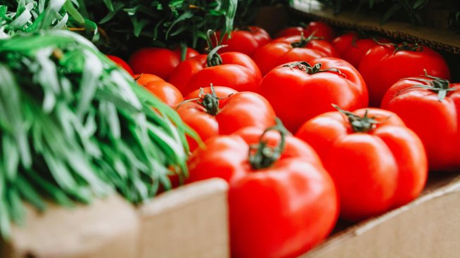 Земеделски производители настояват за пълна забрана на имитиращите продукти