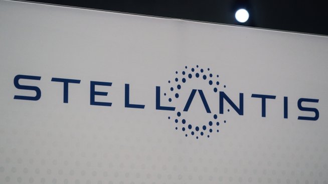 Сделката за разработка на автомобилен софтуер между Amazon и Stellantis се разпадна