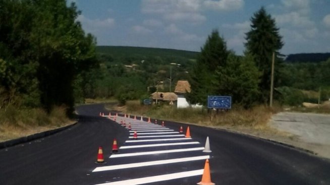 Предложението тол системата да финансира общинските пътища раздели депутатите