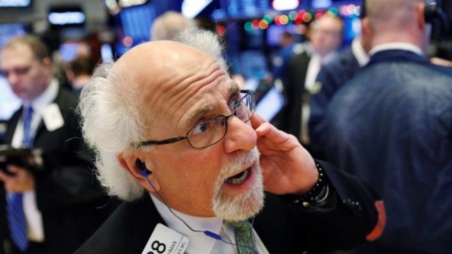 Wall Street отваря със слаб ръст след старта на Г-20*