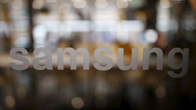Samsung намалява капиталовите разходи