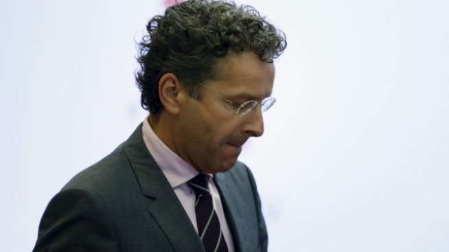 Диселблум: Еврозоната трябва да споделя повече банков риск