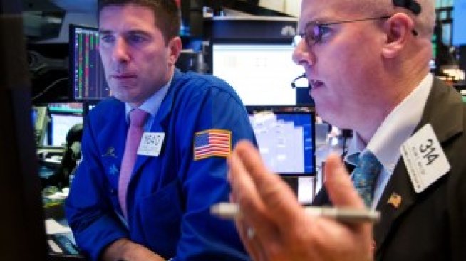 Wall Street започна сесията на червено в очакване на фискална подкрепа*