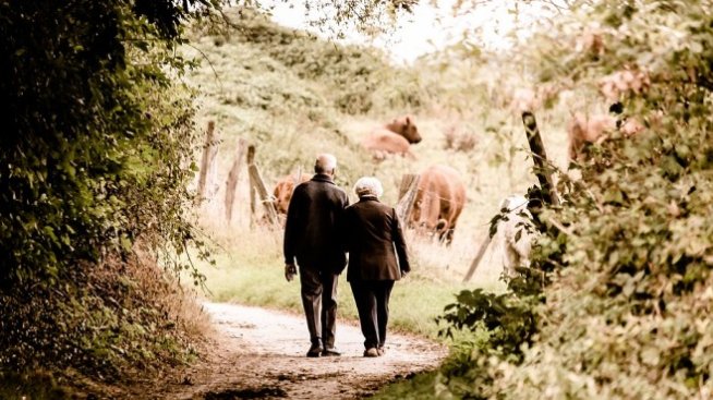 МРРБ инвестира 41 млн. лева за изграждането на центрове за възрастни хора