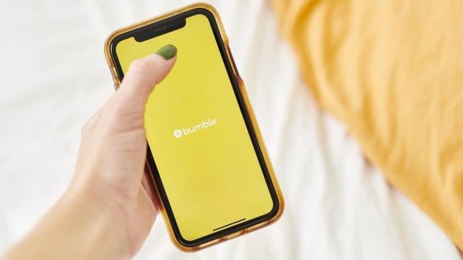 Bumble, популярният конкурент на Tinder, губи лидера си 