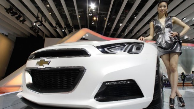 Печалбата на General Motors спадна тройно през първото тримесечие