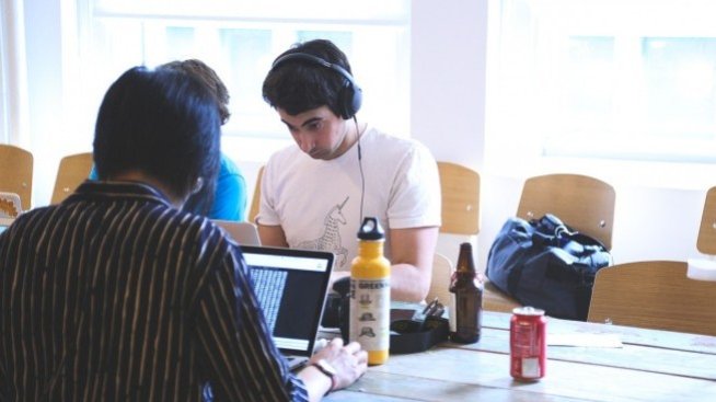 Знания и талант ще демонстрират ученици в осмото издание на хакатона HackTUES