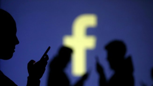 Нахалството на Facebook