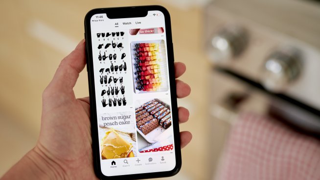Слабата прогноза на Pinterest потопи цената на акциите ѝ с над 19%