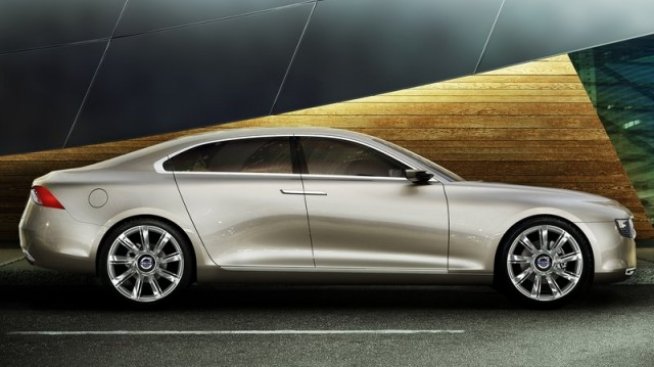 Volvo S100 атакува премиум сегмента