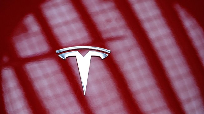 Tesla планира фабрика за евтини електромобили в Индия
