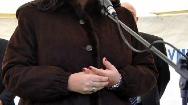Павлова: Ще осигурим спокойствие на инвеститорите