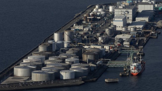 Цачев: Ескалацията в Близкия изток прави купувачите на суровини по-уверени