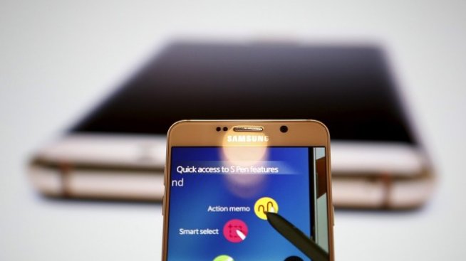 Samsung ще дава смартфони за безплатно ползване на туристи в Корея