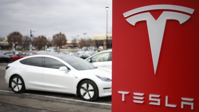 Tesla AI Day се отлага за края на септември