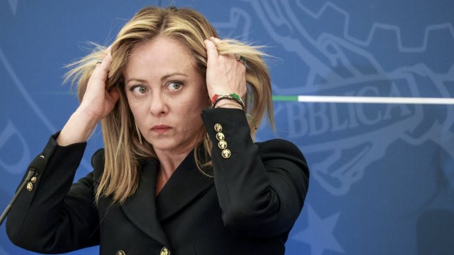 Изборът на правителство на Мелони може да навреди на опита ѝ да се докаже като умерен лидер