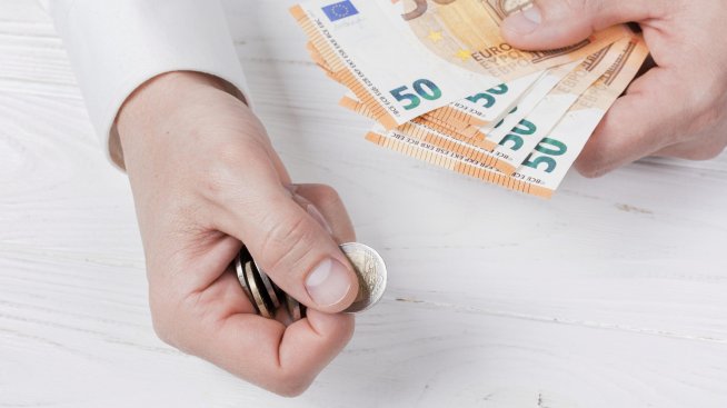 Богатството на домакинствата в България расте с най-бавния си темп от четири години