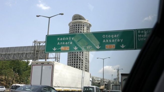 Турция регулира престоя на квалифицирани кадри със синя карта