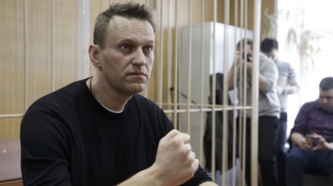 Московски съд осъди опозиционера Навални на 15 дни затвор след протестите
