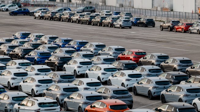 Renault очаква стабилна възвръщаемост през 2025 г., докато обновява своята моделна гама