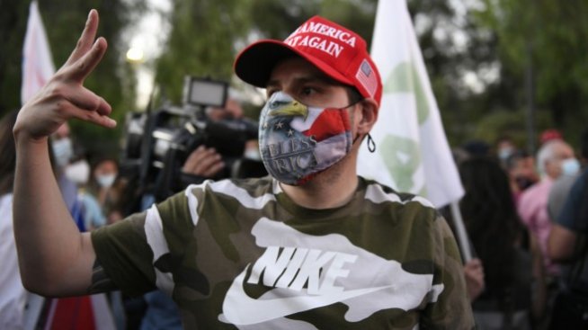 Има ли място политиката на работното място?