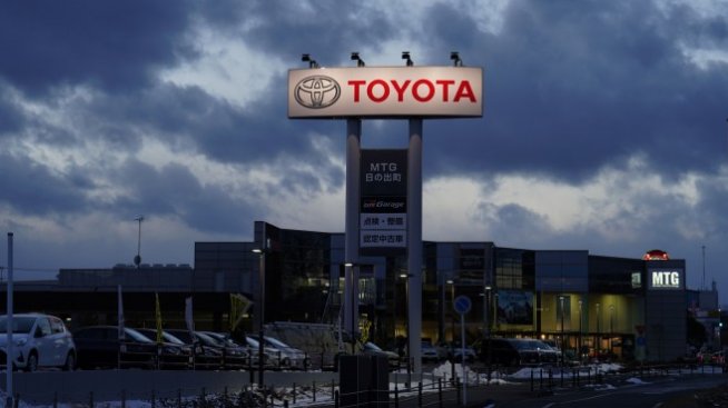 Toyota заплашва да спре производството си във Великобритания
