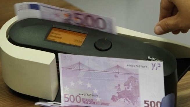 Само заемите за бизнеса над 1 млн. евро, договорени в левове, поскъпват през май