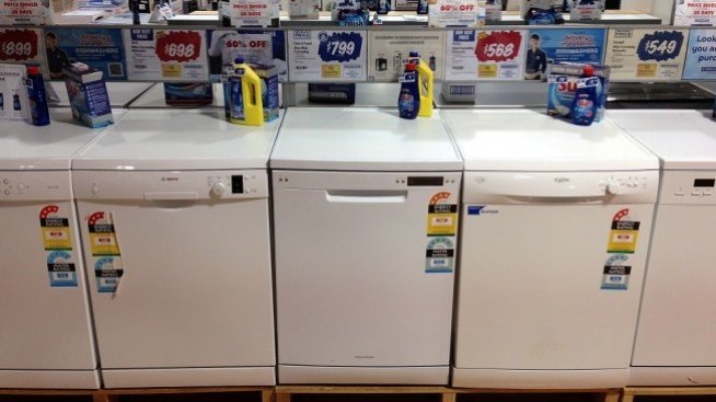 Нова наредба посочва реда за етикетиране на шума на перални със сушилни