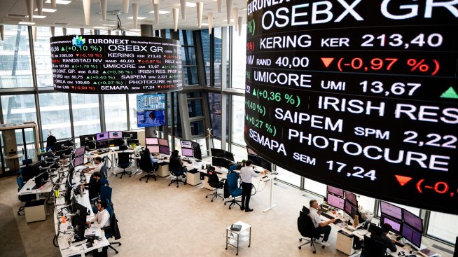 Европейските борси отбелязаха ръст преди вота на недоверие срещу френското правителство