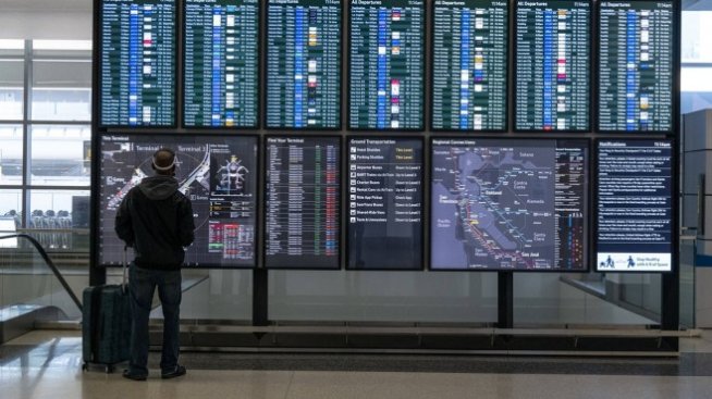 Пътникопотокът през летищата в Европа остава с 60% под нивата отпреди пандемията