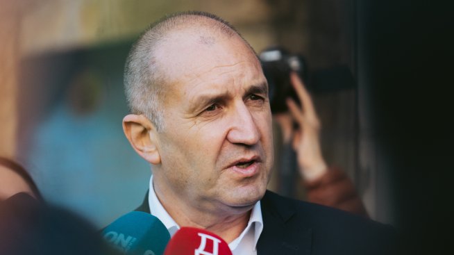 Bloomberg: Влиянието на Русия в България ще тества амбициите на новия лидер за борба с корупцията