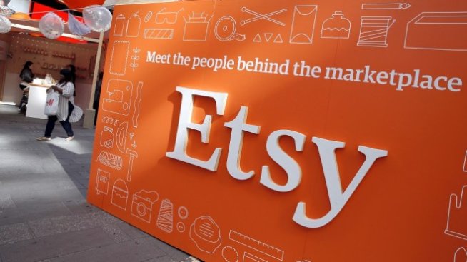 Книжата на Etsy записаха най-големия спад на цената си от четири години