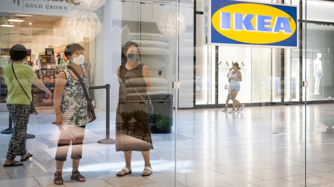 Може ли IKEA да спаси моловете?