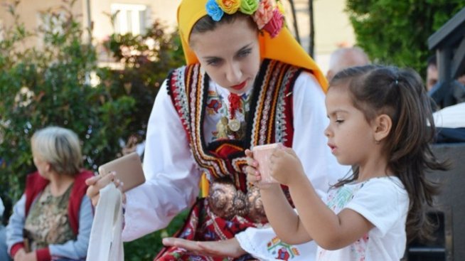 Летният туристически сезон в Добринище вече конкурира зимния