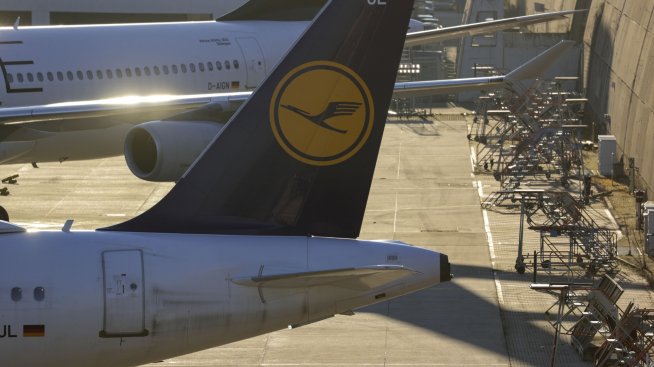 Lufthansa удвои прогнозата за печалбата си през 2022 г. благодарение на ръста на резервациите