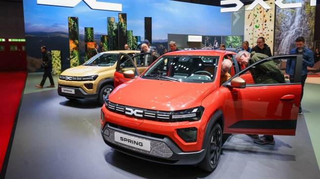 Приходите на Renault се увеличават въпреки затрудненията с марката Dacia