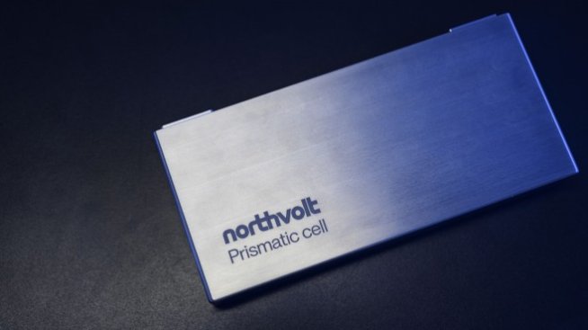 Northvolt започва доставките на батерии от завода в Швеция