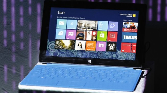 Таблетът на Microsoft ще струва поне 900 долара