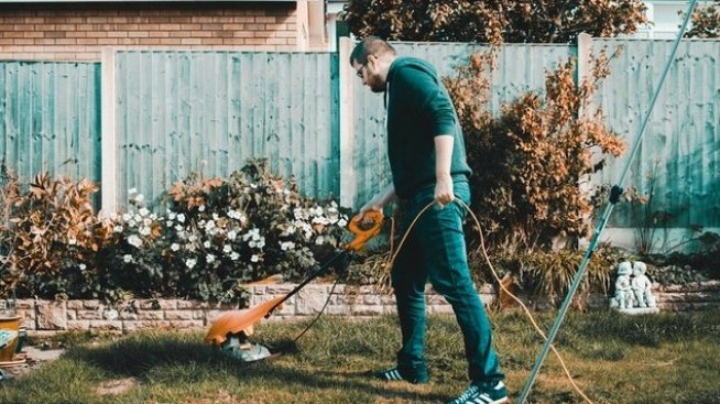 Защо е важно да работим с моторни коси?