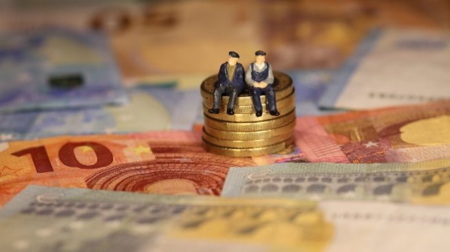 Над 2 милиона пенсионери ще получат увеличение на пенсията от 1 юли