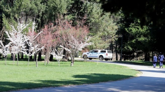 Отварят парковете, всеки кмет решава кога