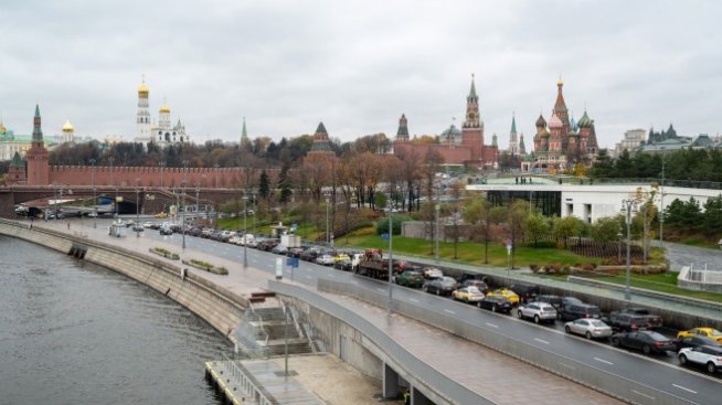 Колко дебел е косъмът, на който виси дефолтът на Русия?