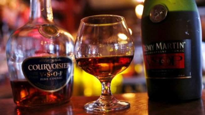 Remy Cointreau предупреди, че силното евро ще удари годишната му печалба