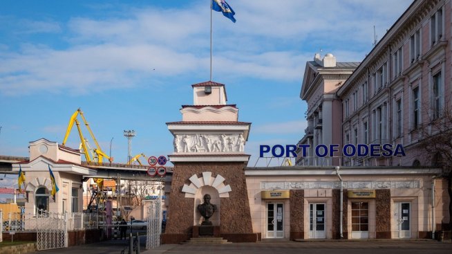 Руски атаки с дронове блокират работата на украинските пристанища