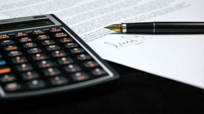 БФБ допуска до търговия правата за увеличението на капитала на „Република Холдинг“