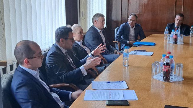 Пулев: Предприемачите трябва да участват в управлението на Фонда на фондовете