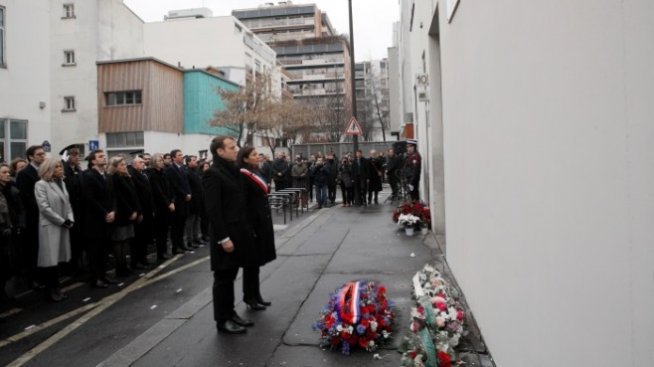 Три години след Charlie Hebdo: Франция помни жертвите на тероризма