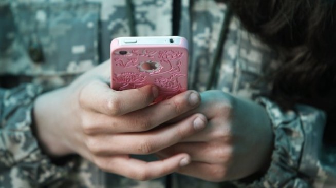 Два акционера са притеснени от пристрастяването към iPhone