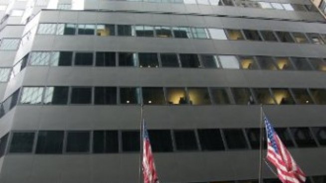 Как BlackRock си купи Германия АД 