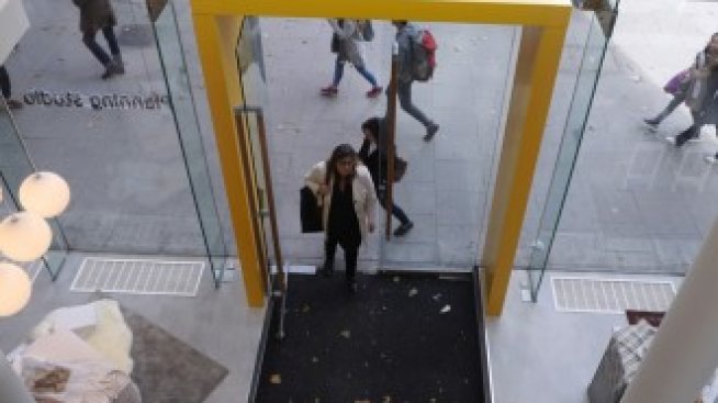 Ikea ще предлага още по-евтини мебели заради променящите се навици на купувачите